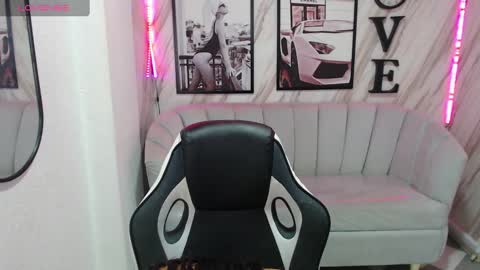 Samantha online show from February 2025 01:02:01 PM