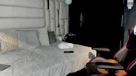 _sammy_ice online show from January 2025 02:16:02 AM