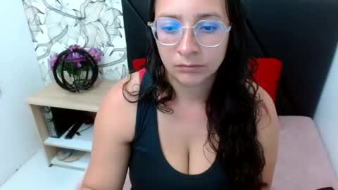 _saraximena_ online show from July 2026 02:52:02 PM