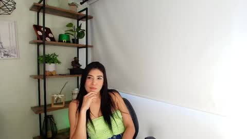 Sassy Girl online show from March 2026 06:22:02 PM