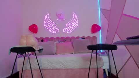 Snapshot of _scarletmoore chatting on February 2025 01:44:01 PM Scarlett online show from February 2025 01:44:01 PM