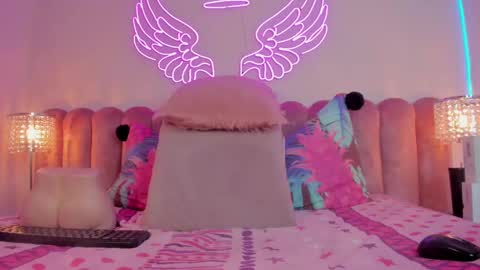 Snapshot of _scarletmoore chatting on March 2025 01:53:02 PM Scarlett online show from March 2025 01:53:02 PM