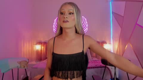 Snapshot of _scarletmoore chatting on March 2025 03:35:01 AM Scarlett online show from March 2025 03:35:01 AM