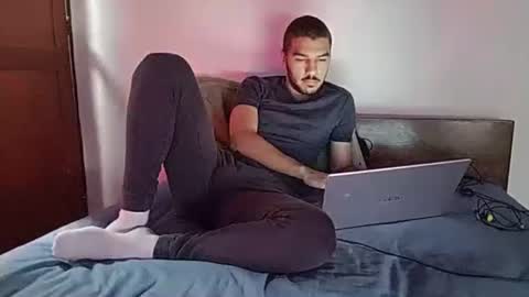 Snapshot of _sebas69 chatting on November 2025 01:49:02 PM _sebas69 online show from November 2025 01:49:02 PM