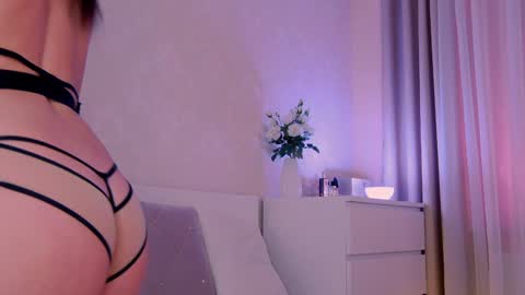 Snapshot of _seductive_ chatting on February 2025 10:08:02 PM Alya online show from February 2025 10:08:02 PM