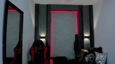 Selene online show from January 2025 05:40:01 PM