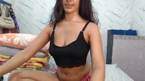 Danniela online show from January 2025 07:09:02 PM