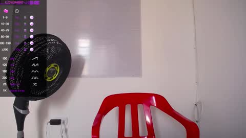 Juan Pablo-independent model online show from December 2024 09:50:02 PM