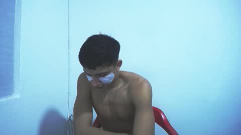 Juan Pablo-independent model online show from November 2025 12:36:01 AM