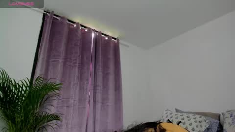 Snapshot of _sexy_star_ chatting on February 2025 09:04:02 PM E T H A N S T A R online show from February 2025 09:04:02 PM