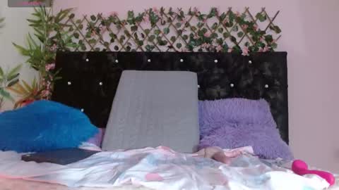 Snapshot of _sexycloe_ chatting on November 2025 12:11:02 AM Cloe online show from November 2025 12:11:02 AM