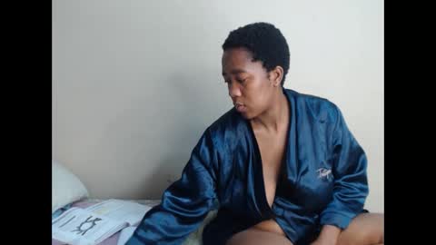 _sexylipss online show from December 2025 05:44:02 PM