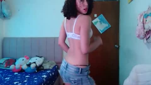 _shanellxxx online show from February 2026 01:45:01 PM