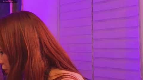 Snapshot of _silvia_vega_ chatting on June 2026 05:19:02 AM _silvia_vega_ online show from June 2026 05:19:02 AM