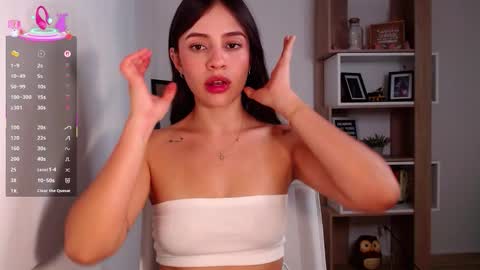 Lauren  online show from October 2025 01:50:02 AM