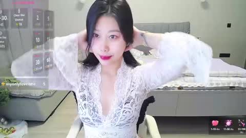 Snapshot of _smileflower_ chatting on February 2025 04:58:01 AM winni online show from February 2025 04:58:01 AM