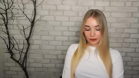 Rachel online show from December 2024 10:39:02 AM