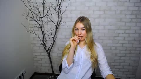 Rachel online show from January 2025 12:27:02 PM