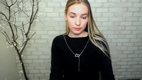 Rachel online show from March 2025 05:38:02 PM