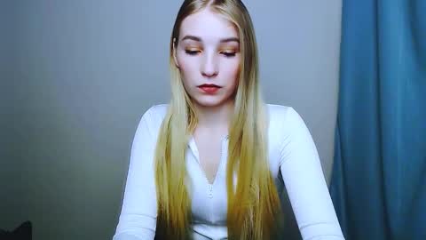 Rachel online show from November 2025 08:09:01 PM