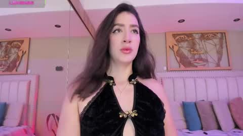 Snapshot of _sofia_cruz chatting on September 2025 07:27:01 PM 640 200 online show from September 2025 07:27:01 PM