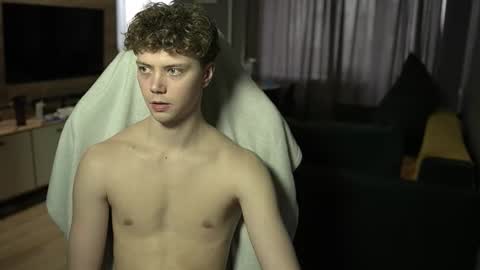 OLIVERpvt is open online show from March 2026 01:11:02 PM