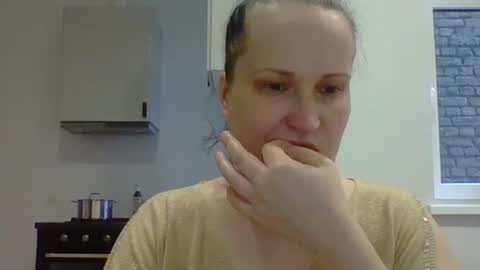 Snapshot of _squirty_pussyyy_ chatting on January 2025 10:19:01 AM Melisa online show from January 2025 10:19:01 AM