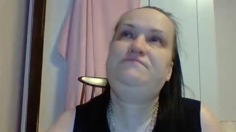 Snapshot of _squirty_pussyyy_ chatting on February 2025 07:08:02 PM Melisa online show from February 2025 07:08:02 PM