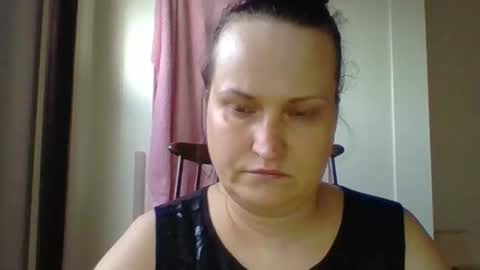Snapshot of _squirty_pussyyy_ chatting on March 2025 05:03:02 PM Melisa online show from March 2025 05:03:02 PM