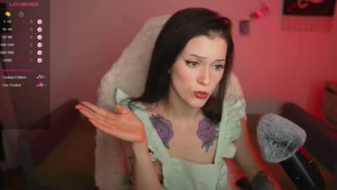 _stacymoon online show from March 2026 09:22:02 PM