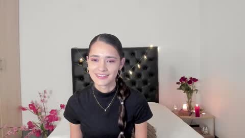 Sussi online show from February 2025 01:29:01 PM