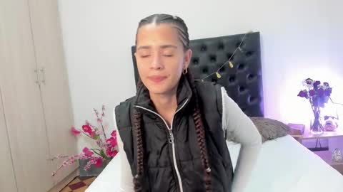 Sussi online show from February 2025 01:40:02 PM