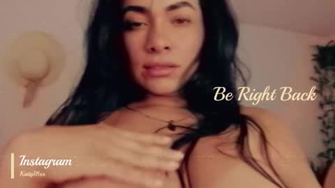    online show from October 2025 12:15:02 PM