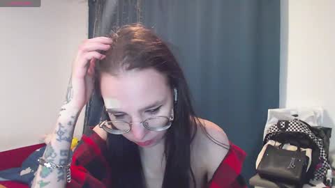 Snapshot of _sweet_mary_21 chatting on February 2025 01:20:01 PM _sweet_mary_21 online show from February 2025 01:20:01 PM