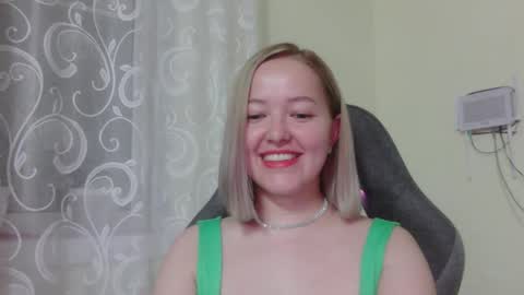 Snapshot of _sweet_smile_ chatting on September 2025 06:41:02 PM _sweet_smile_ online show from September 2025 06:41:02 PM