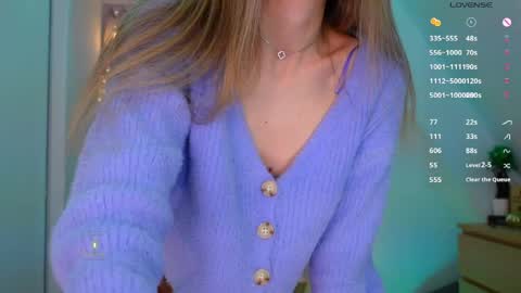Snapshot of _sweetcams_ chatting on May 2026 05:36:01 AM Dasha online show from May 2026 05:36:01 AM