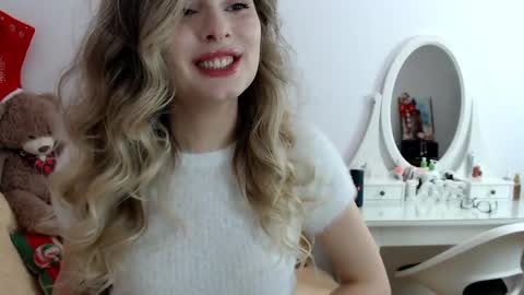 _sweettreat online show from December 2024 01:51:02 AM