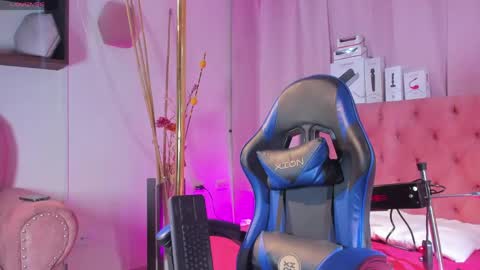 Taylor online show from April 2026 09:19:01 PM