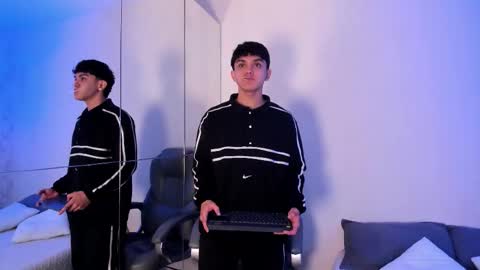 _taylorblack online show from February 2026 12:01:02 PM