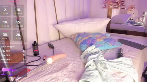 Rousse  online show from January 2025 01:30:01 AM