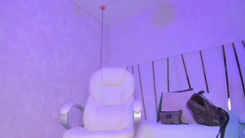 Rousse  online show from January 2025 06:53:02 PM