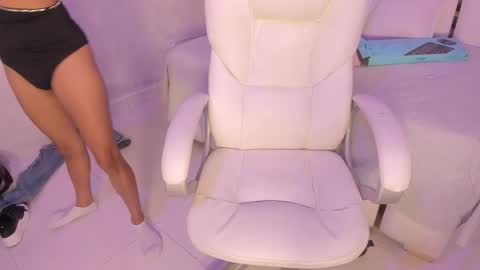 Rousse  online show from March 2025 05:39:01 PM