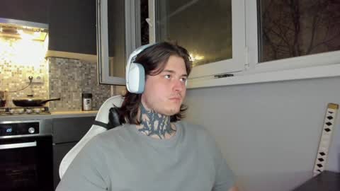 _torfin_ online show from December 2024 09:24:01 PM