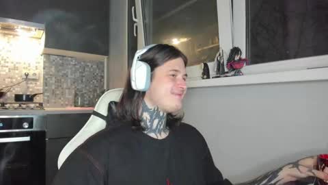 _torfin_ online show from March 2025 03:40:01 AM