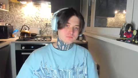 _torfin_ online show from February 2026 05:11:01 AM