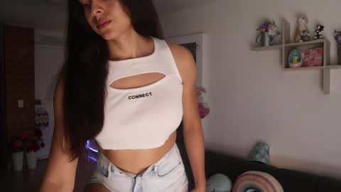 Anastasia Vahos online show from April 2026 07:58:02 PM