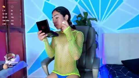 Valeria Montes online show from September 2025 06:04:02 AM