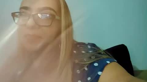 Valerie online show from November 2025 06:51:01 PM