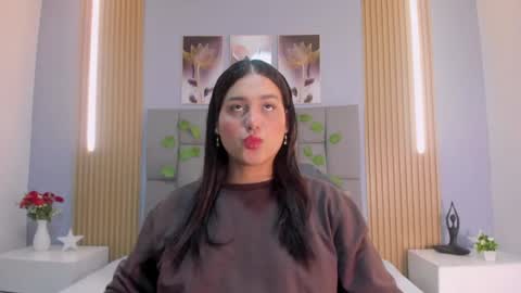 _valerycooper online show from April 2026 11:36:01 AM