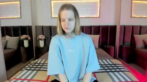 _veliar_ online show from August 2026 12:47:01 PM